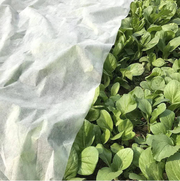 0.9oz Row Cover 7x15ft, white